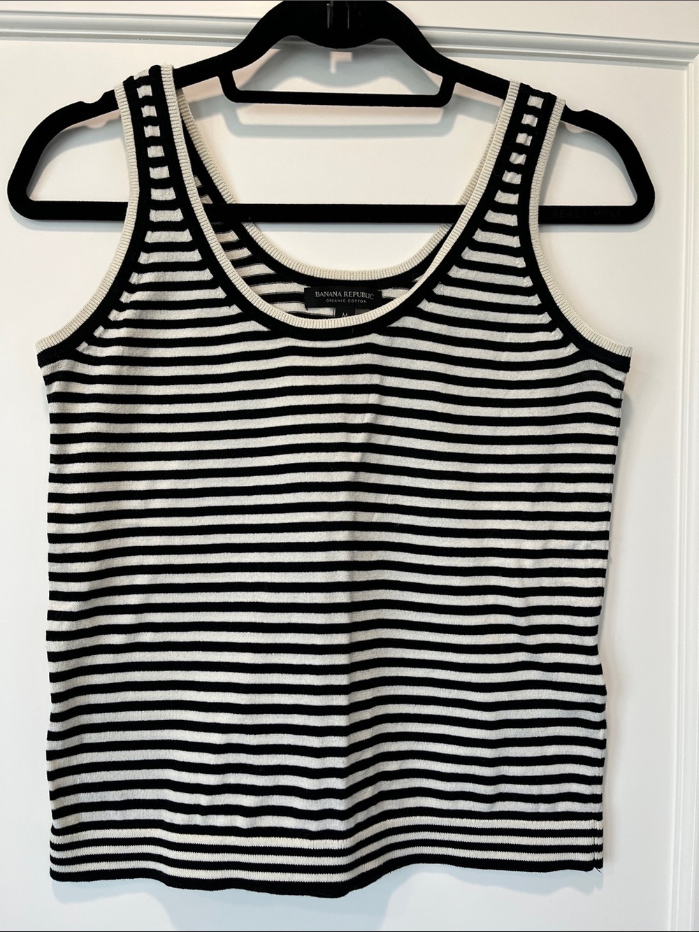 Banana Republic Black and Cream Striped Scoop Tank